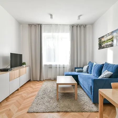 Ltc - Pilsudskiego Przy Bulwarze *